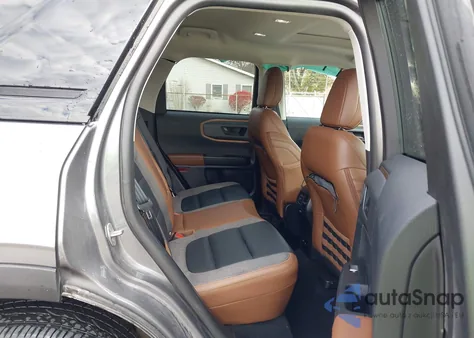 2023 Ford Bronco Sport Outer Banks z USA, uszkodzony, nr VIN 3FMCR9C69PRD69680